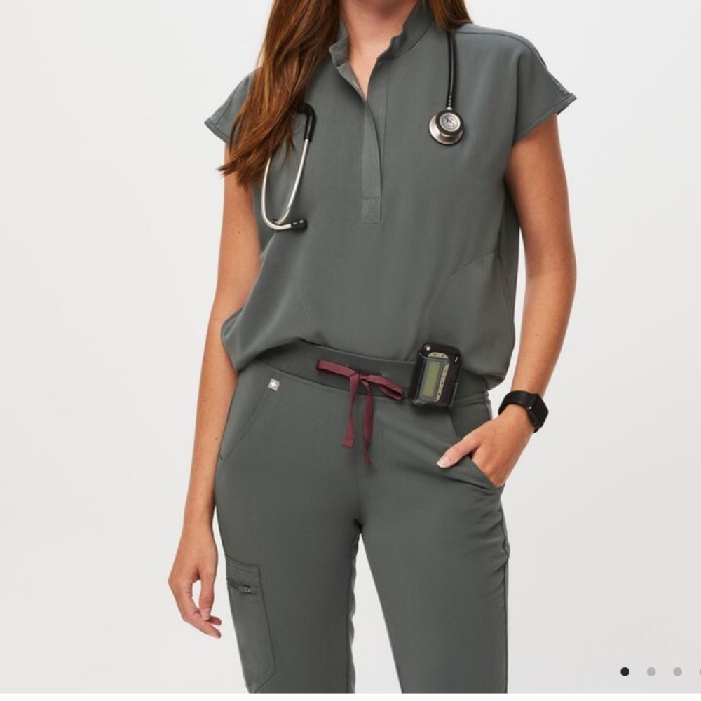 Bosani Fig set- Small Rafael top + Small Zamora joggers